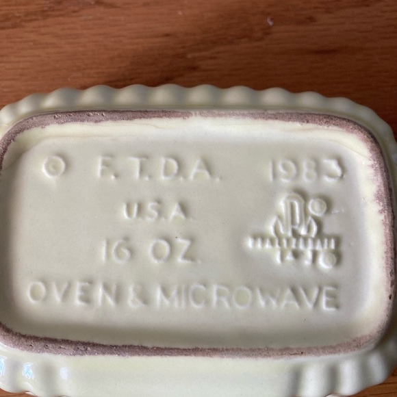 Vintage Pfaltzgraff 1983FTDA 16 ounce casserole/bread loaf dish - Picture 6 of 6